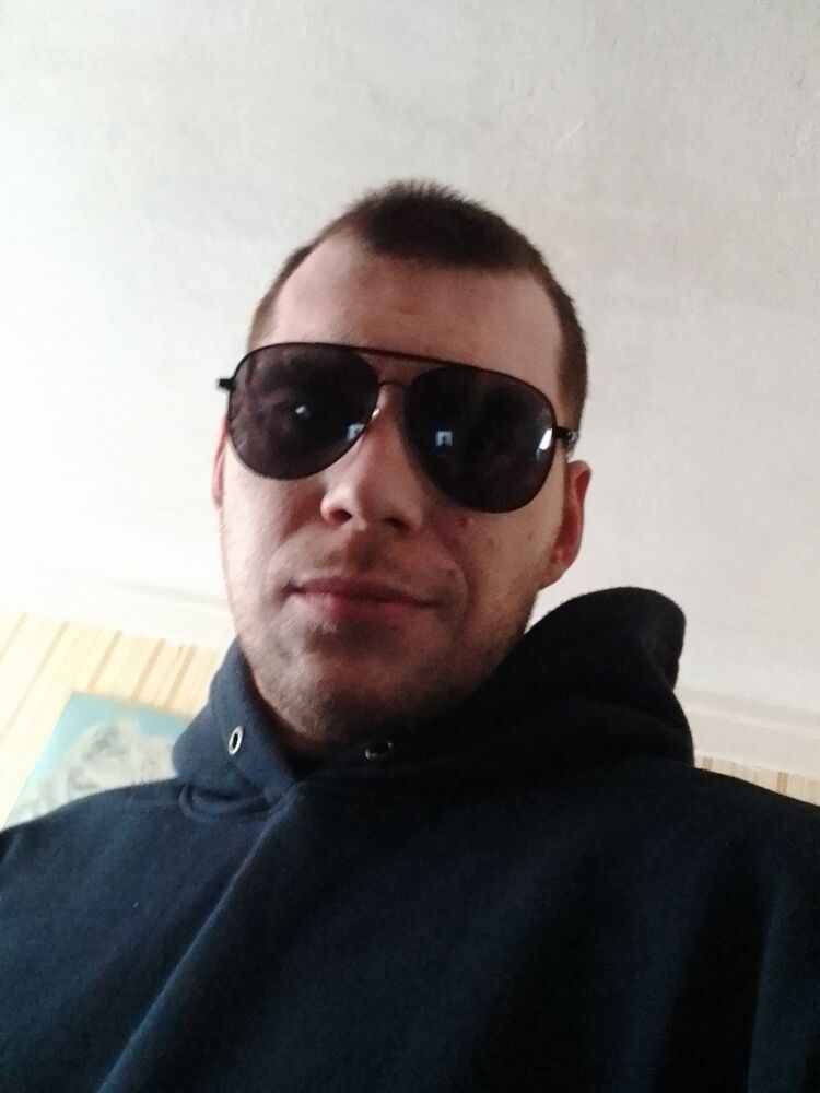  41704661  , 29 ,    