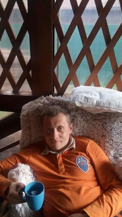  19485181  Ivan, 41 ,    