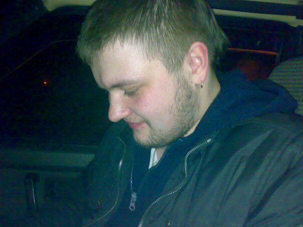  53951601  Max son, 37 ,    