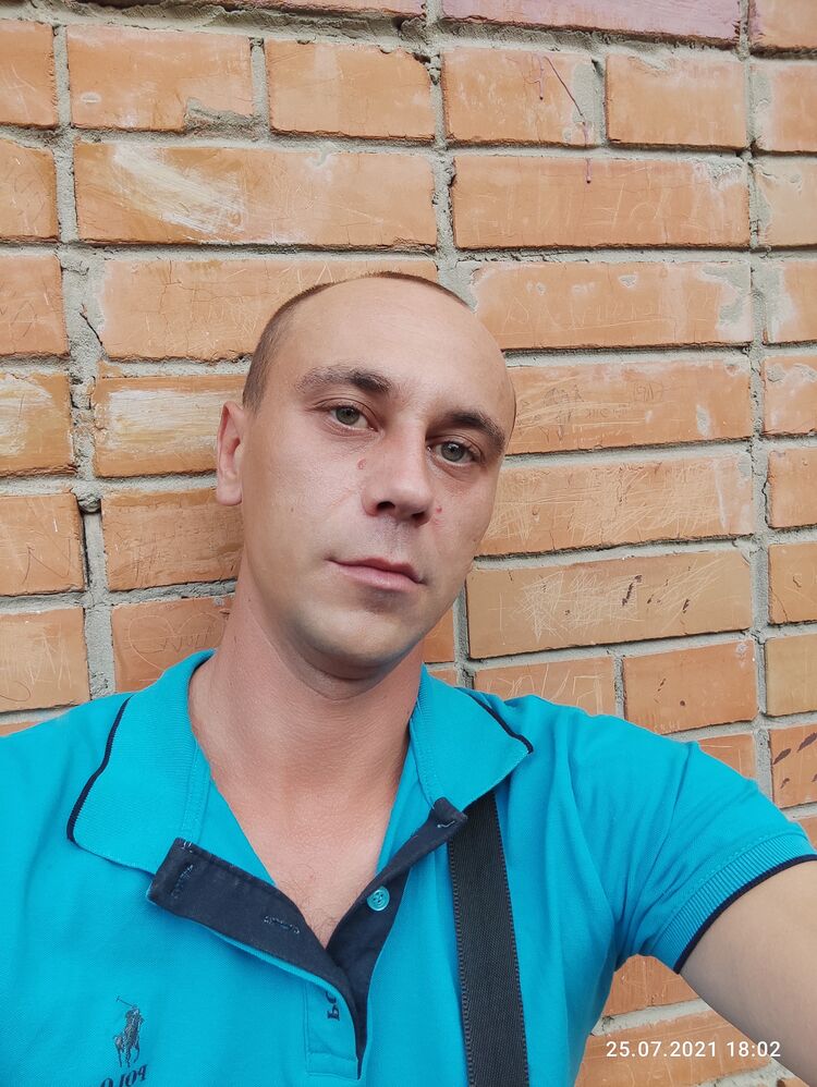  24726561  , 33 ,    