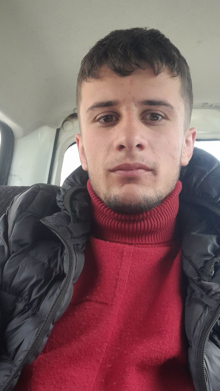  31489431  Aslan, 27 ,    