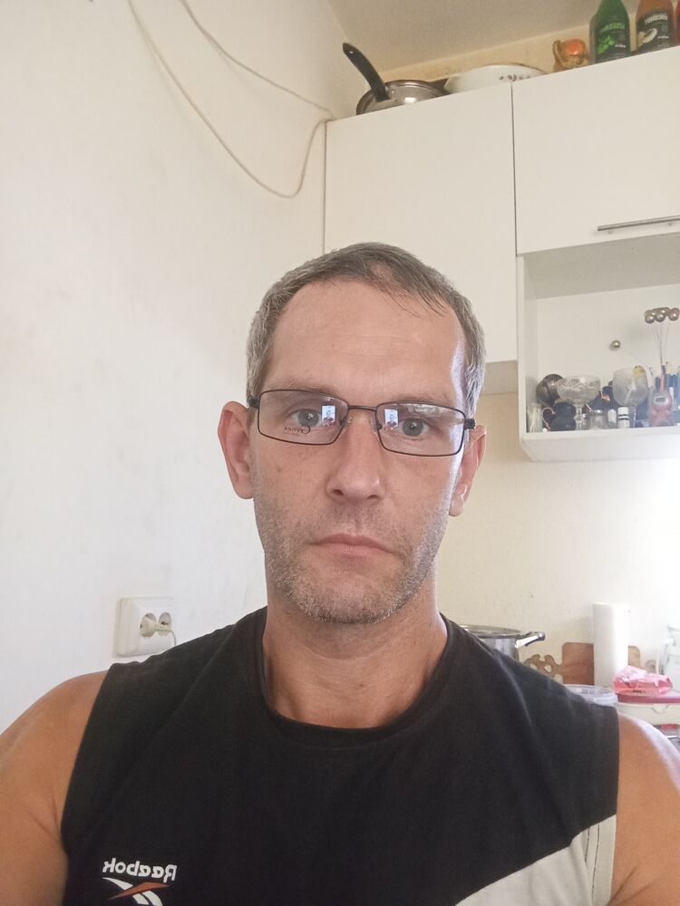  47685611  , 43 ,    