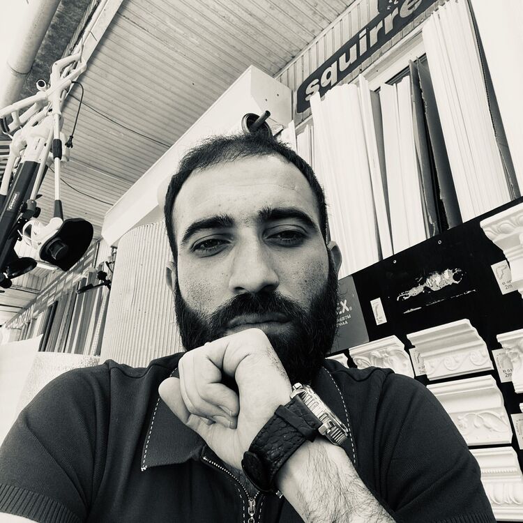  ,   Hayk, 34 ,   ,   