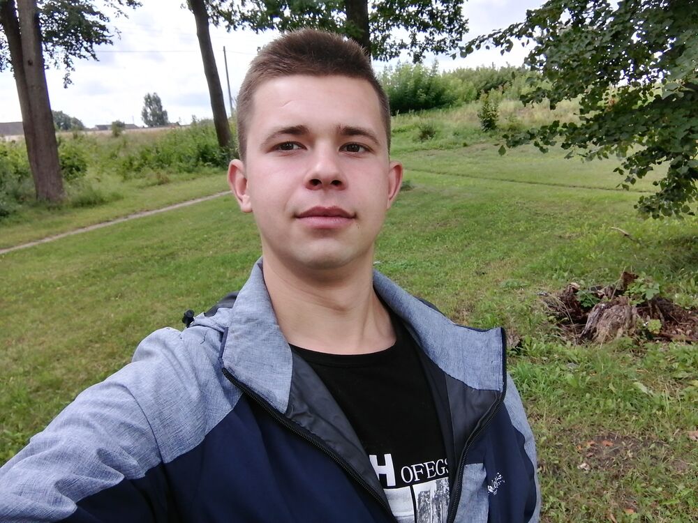  23951581  Oleg, 23 ,    
