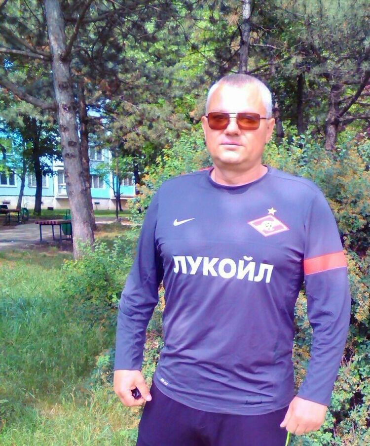  ,   Vitalie, 53 ,   ,   , c 