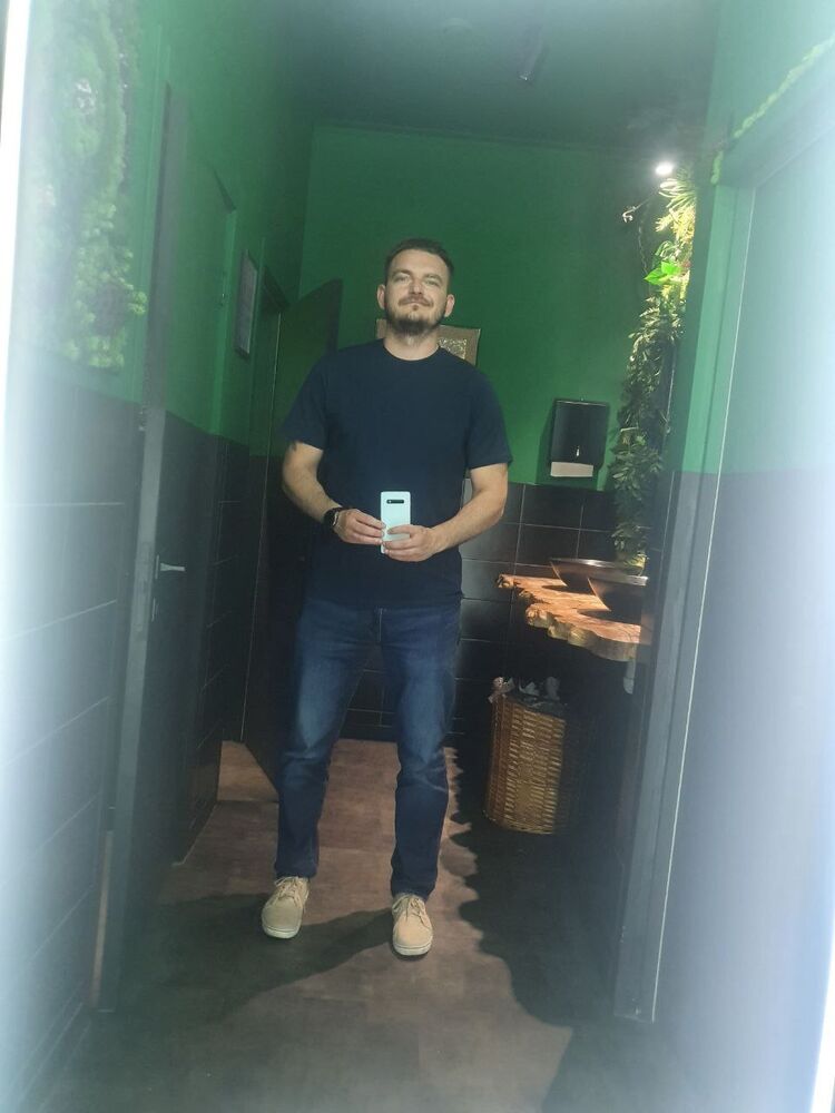  29798531  , 38 ,    