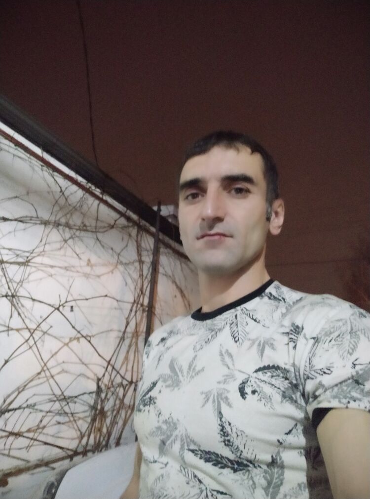  46458911  Alik, 31 ,    