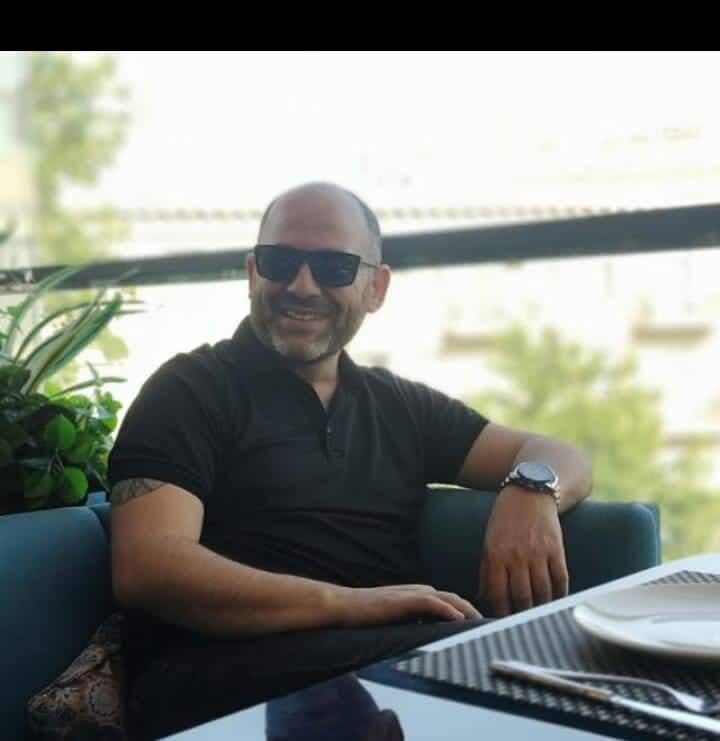  52142501  , 37 ,    Soho