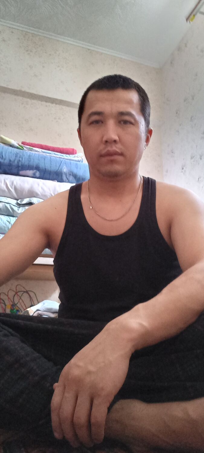  ,   Tilek, 33 ,   ,   