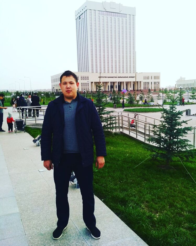  11841661  Baga, 40 ,    