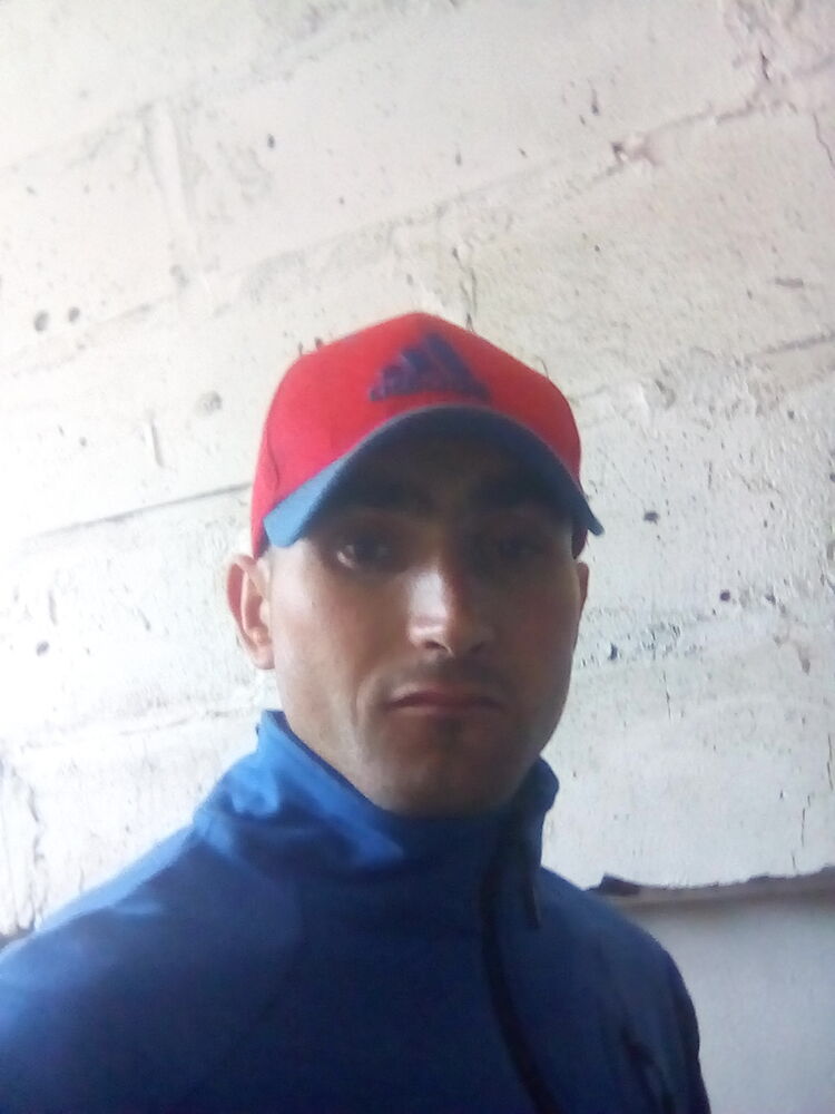  ,   Denhik, 32 ,   ,   , c 