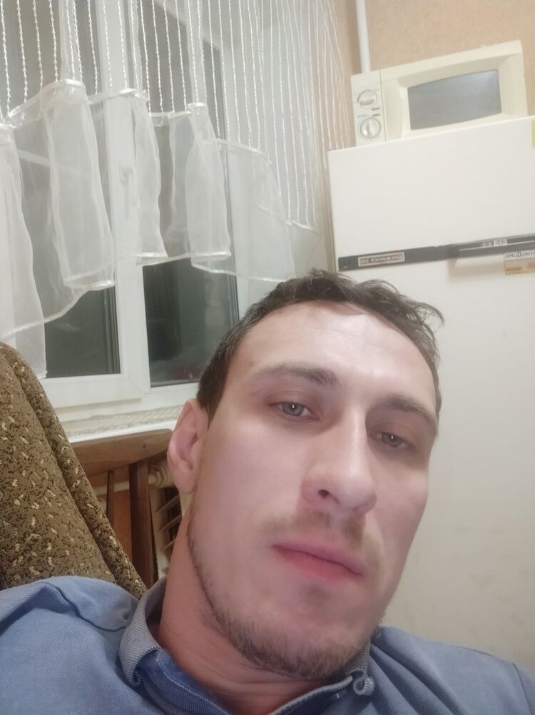  18825241  , 37 ,    