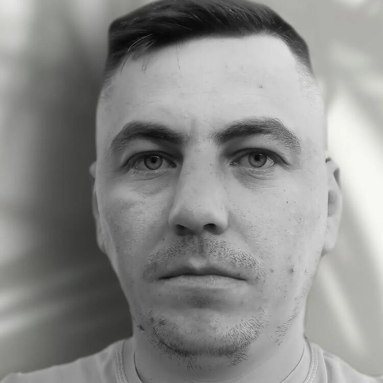 52193871  , 33 ,    