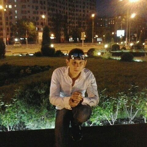  ,   Denis, 40 ,   ,   , c 