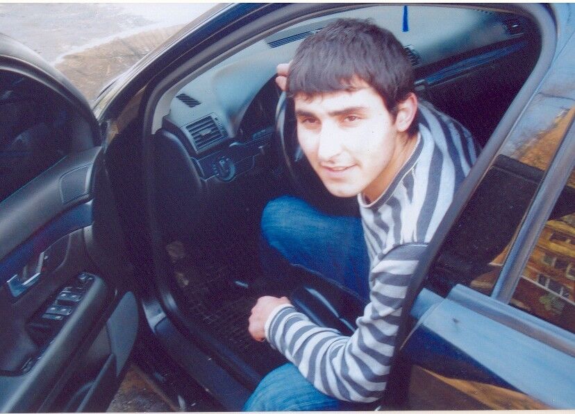  4295091  Artyom, 40 ,    