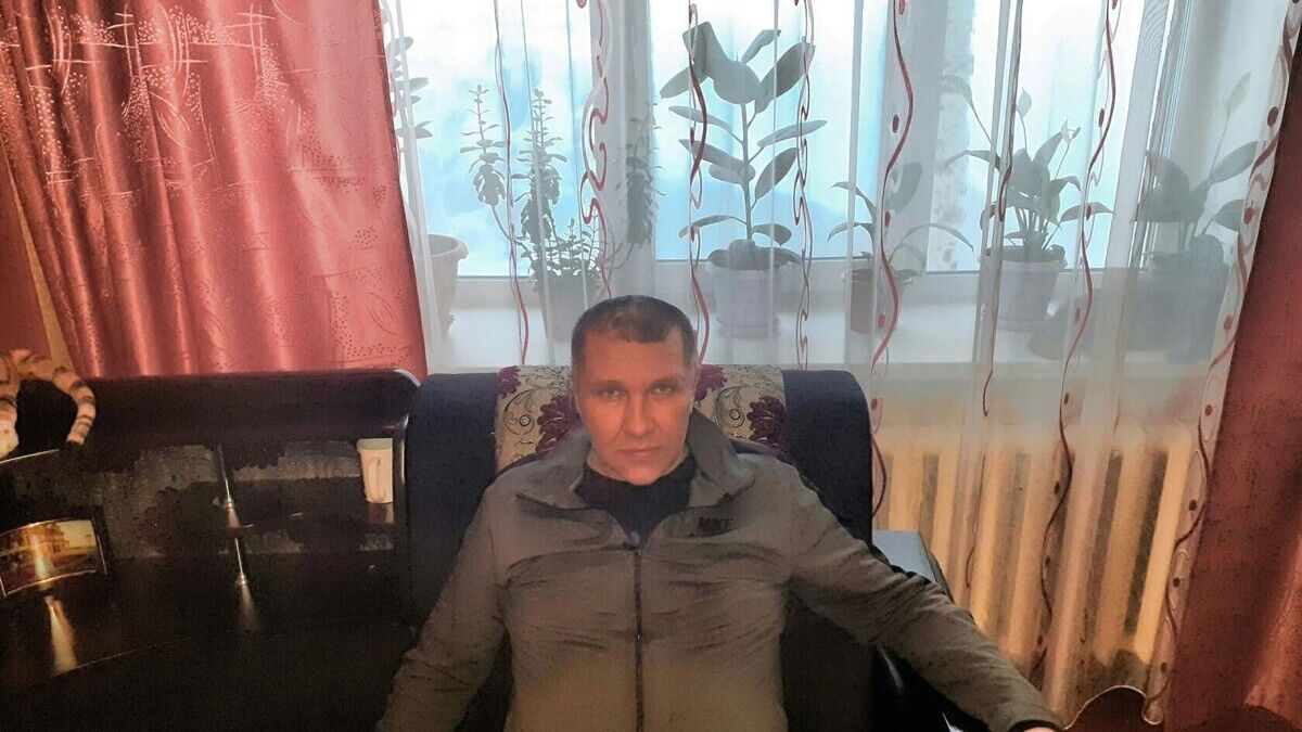  22585281  SeRgUnY, 46 ,    