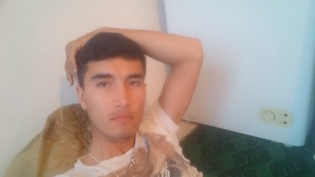  20474571  Abdulla, 32 ,    