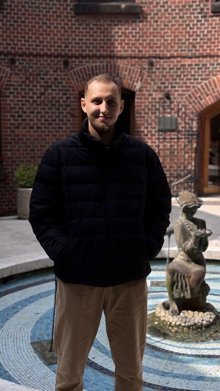 ���� 52443481 ����� �����, 23 ����, ���� ���������� � ���������