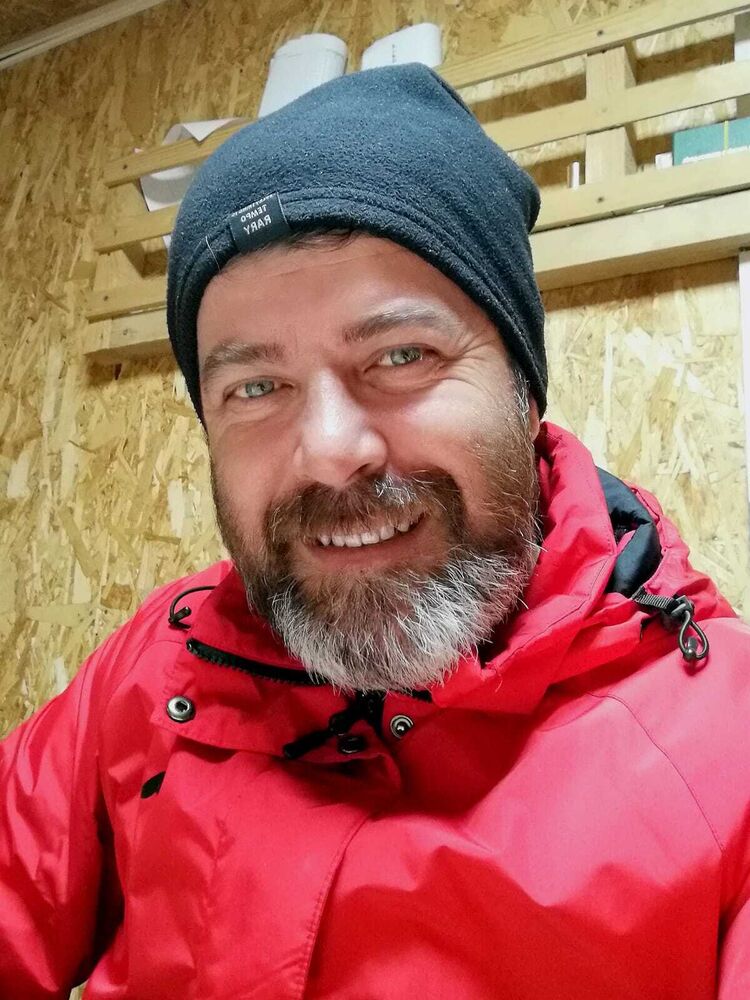  45330321  Burak sergen, 45 ,    