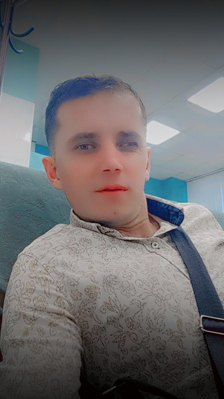  49012281  , 33 ,    