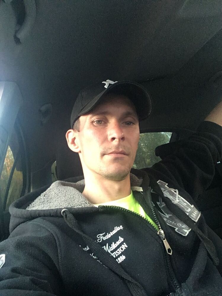  36839851  , 35 ,    