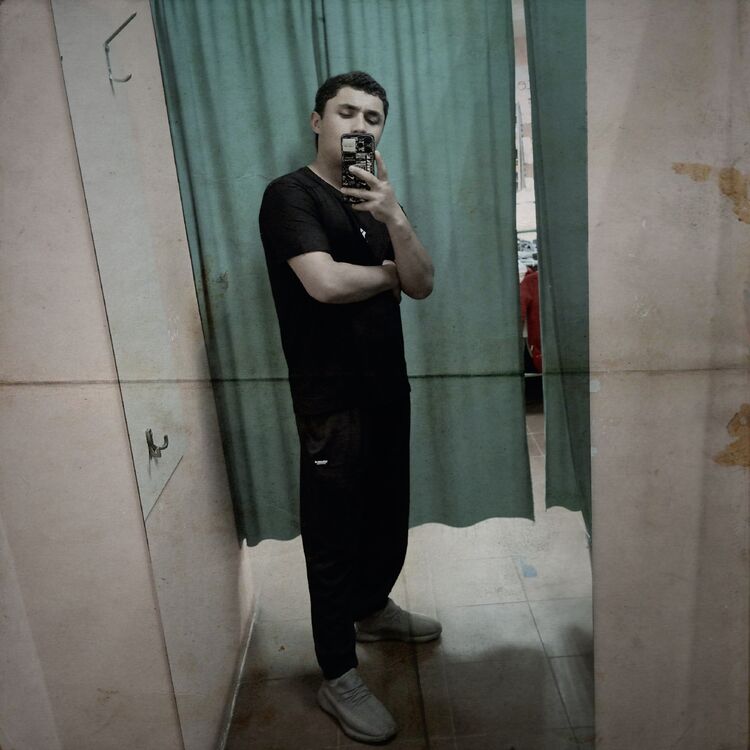  45987931  Muhammed, 23 ,    