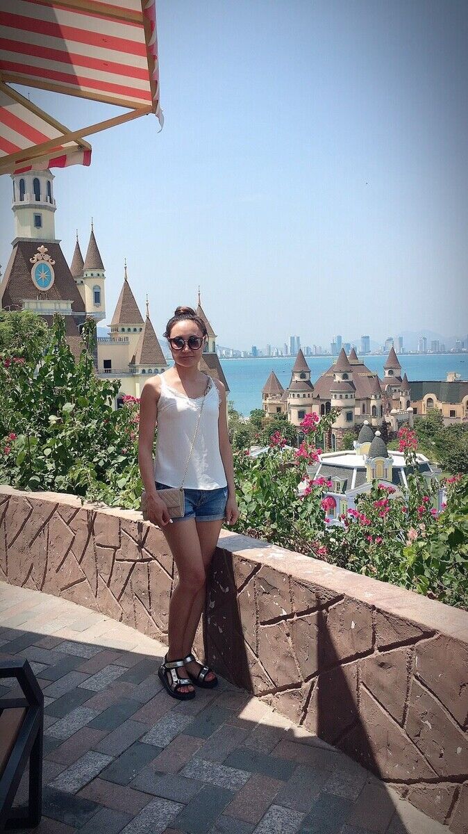  ,   Elnura, 35 ,   c , 