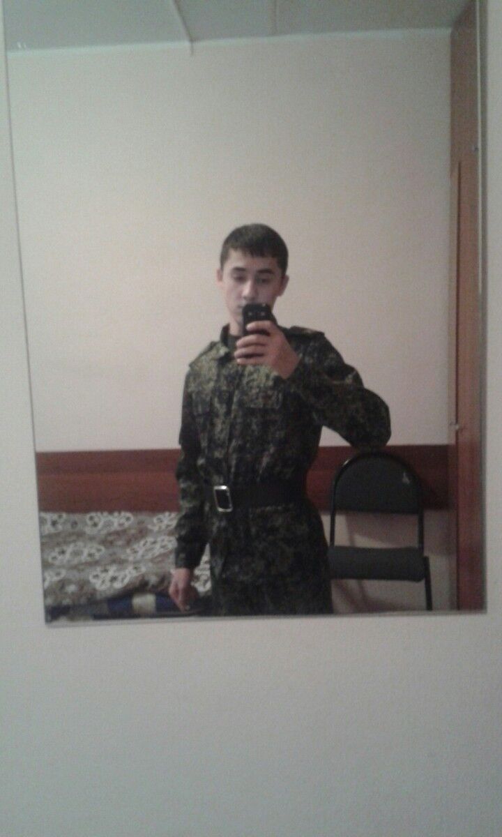  9536591  HADJI, 27 ,    