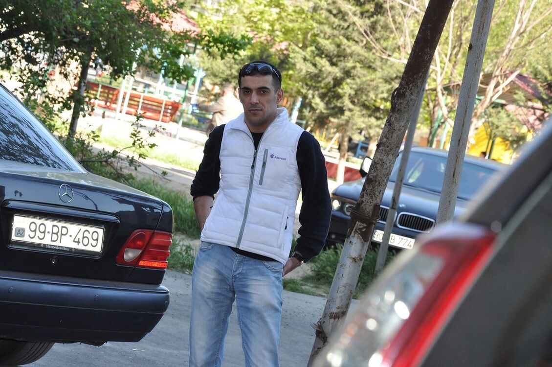  ,   Faik, 42 ,   