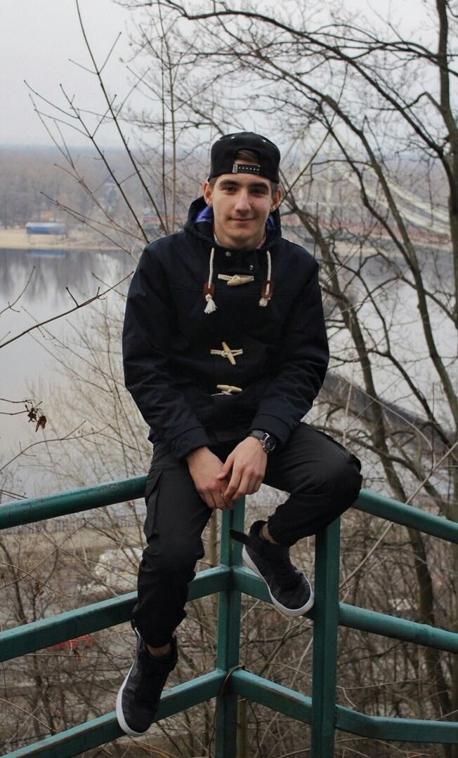  14574541  Maxim, 26 ,     