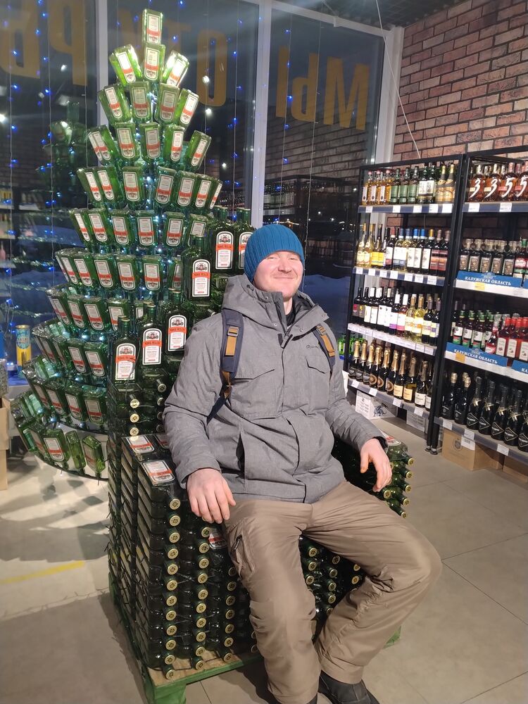  ,   Pavel, 38 ,   ,   , c 