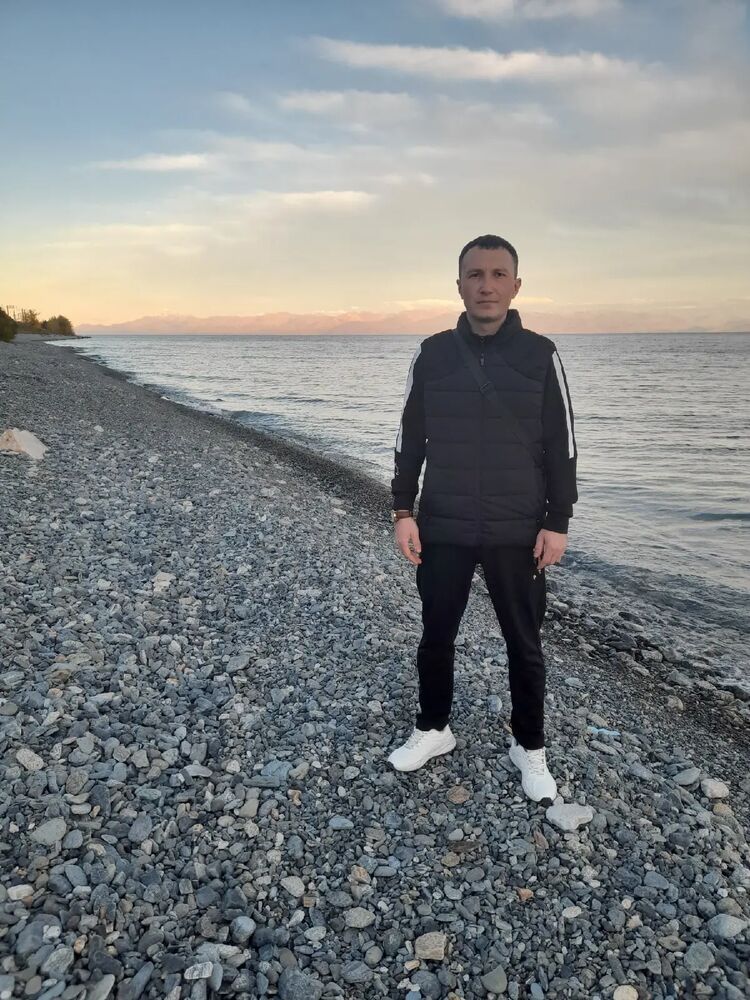  ,   Valery, 33 ,     , c 
