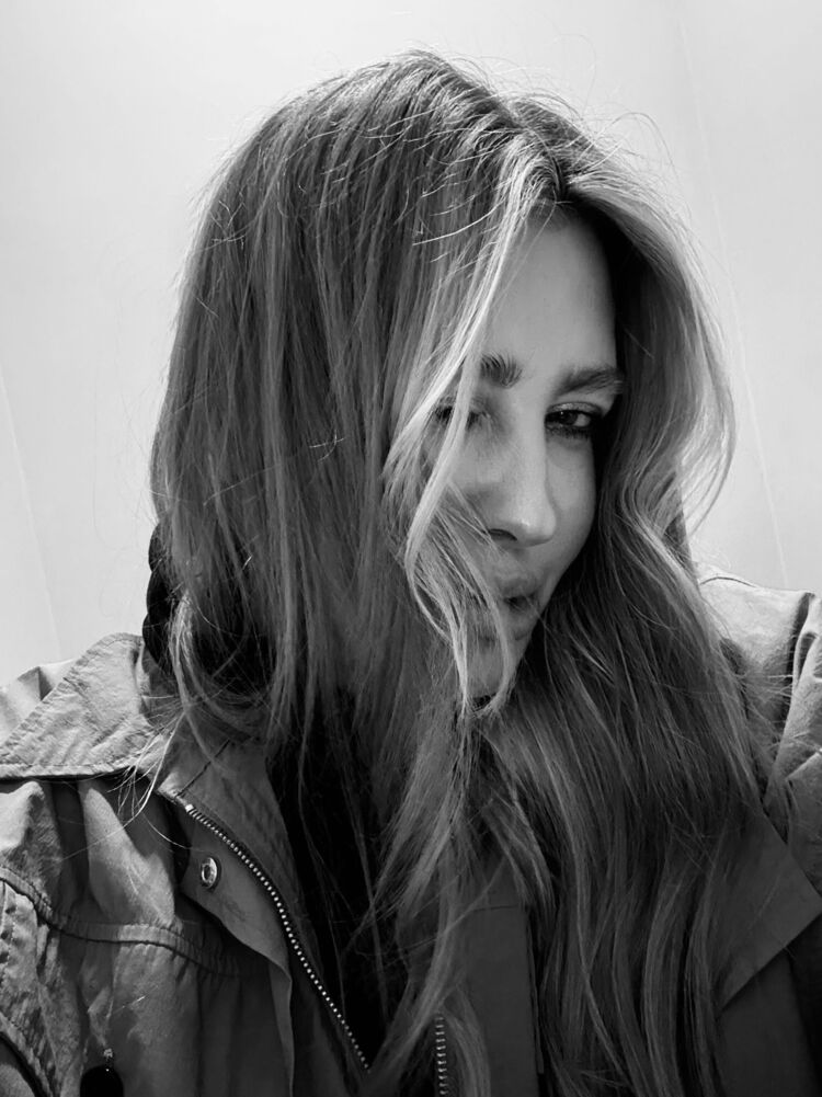 ���� 55089471 ������� Julia, 32 ����, ���� ���������� � ����������