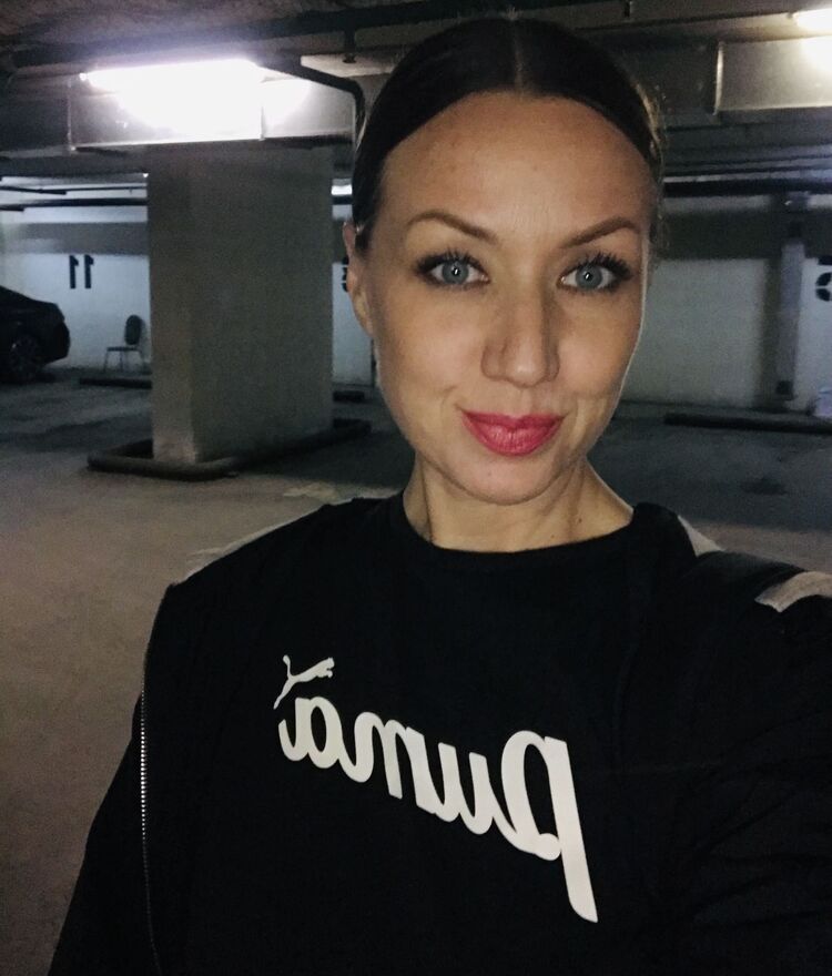  ,   Mamma Mia, 19 ,  