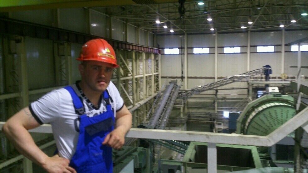  ,   Ruslan, 44 ,   ,   , c , 
