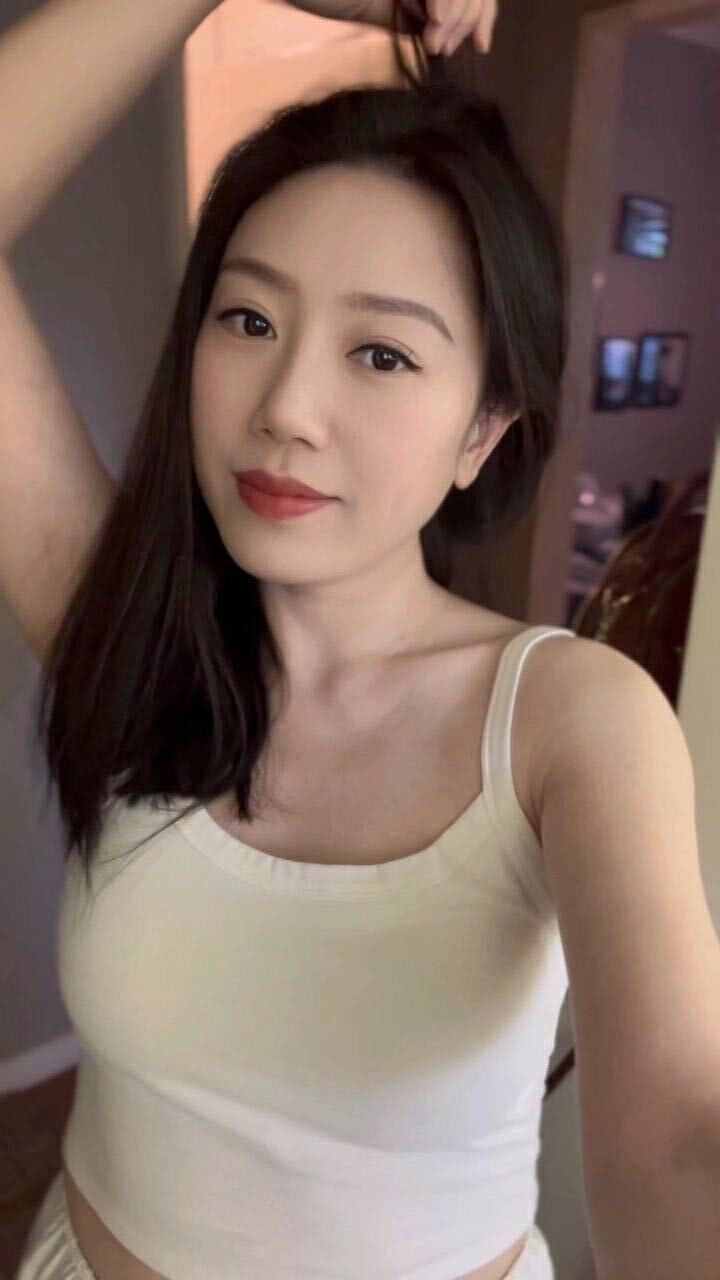  -,   Emma, 30 ,   c 