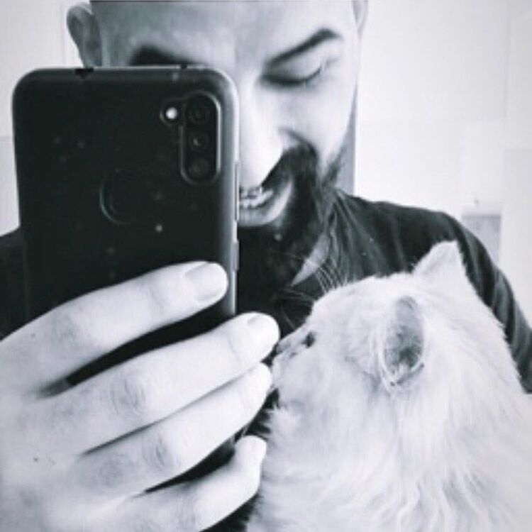  28187421  Kara, 35 ,    