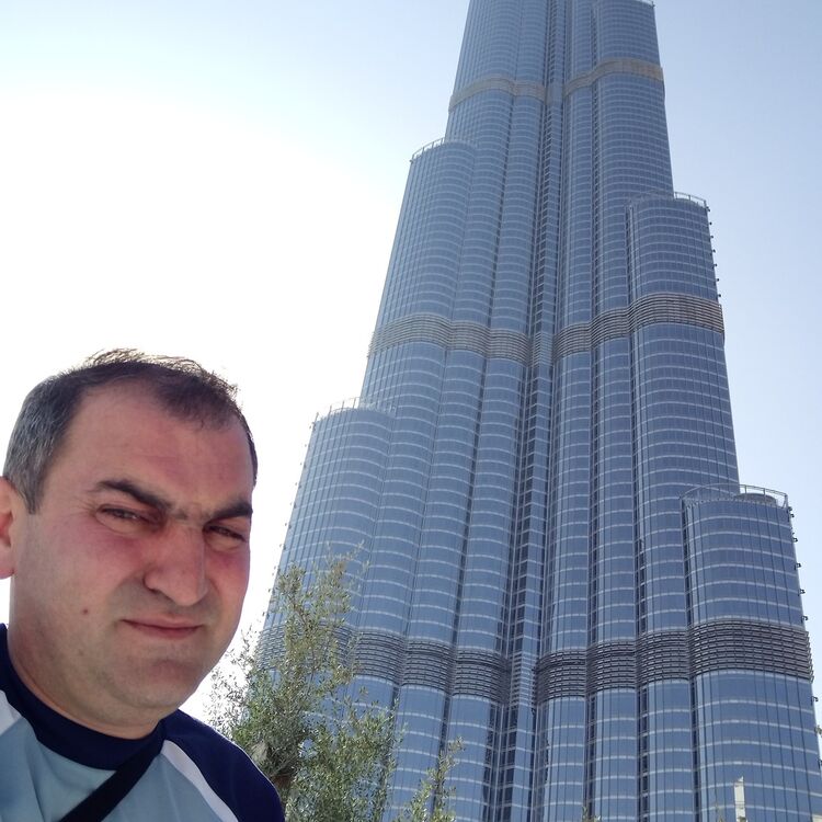  ,   Ali, 47 ,   
