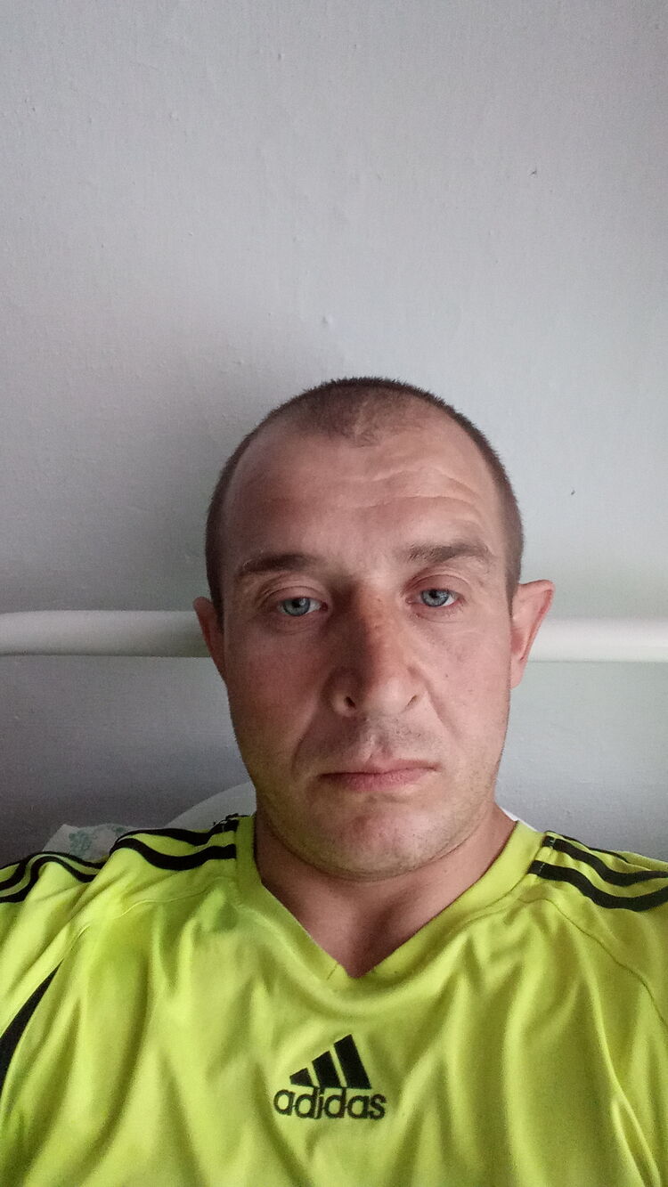 42998491  , 37 ,    