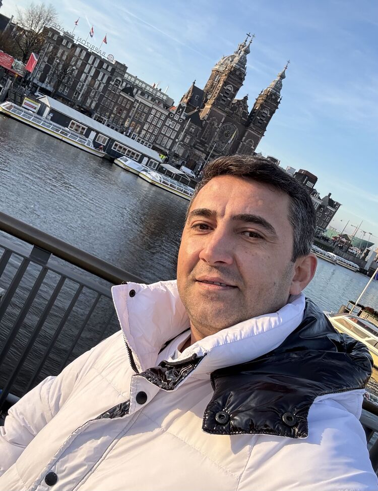  Diemen,   , 43 ,   ,   , c 