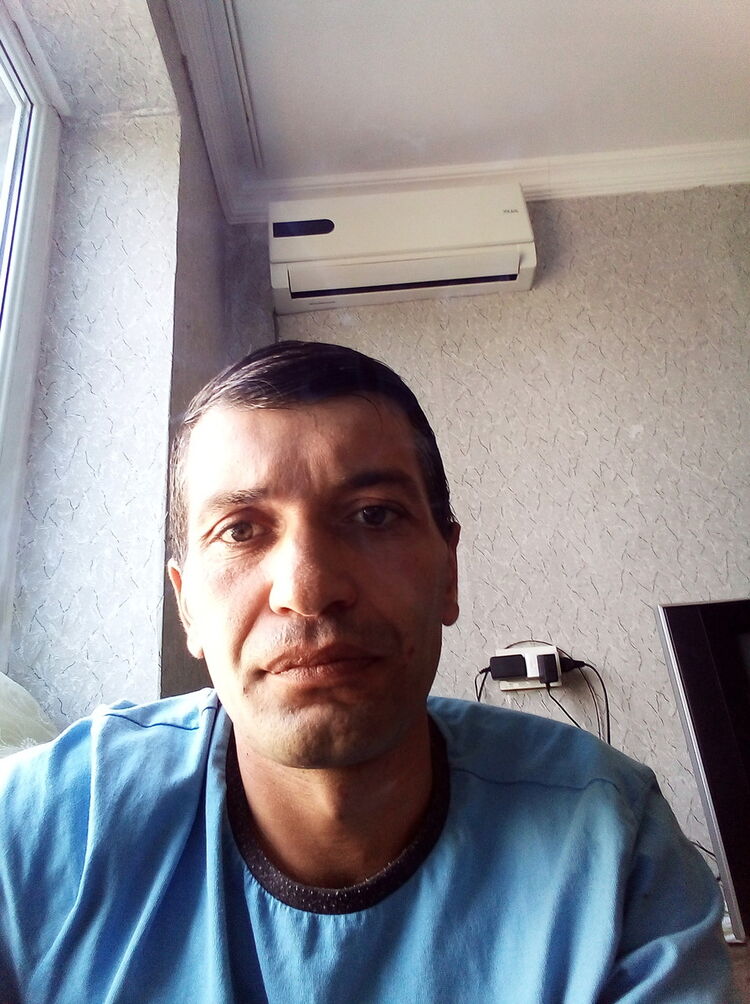  17706151  Giorgi, 47 ,    
