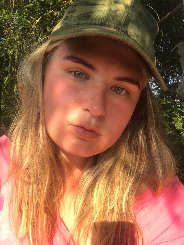  20566611  , 26 ,    -