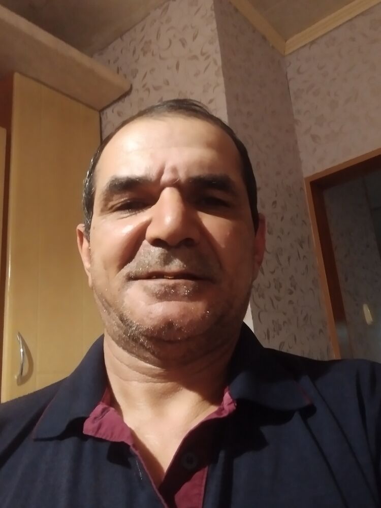  42123111  Ilgar, 56 ,    