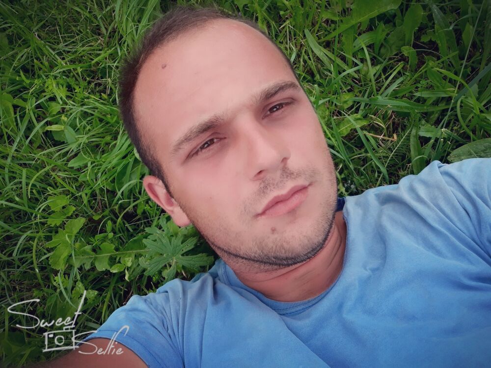  ,   Davor, 35 ,   ,   