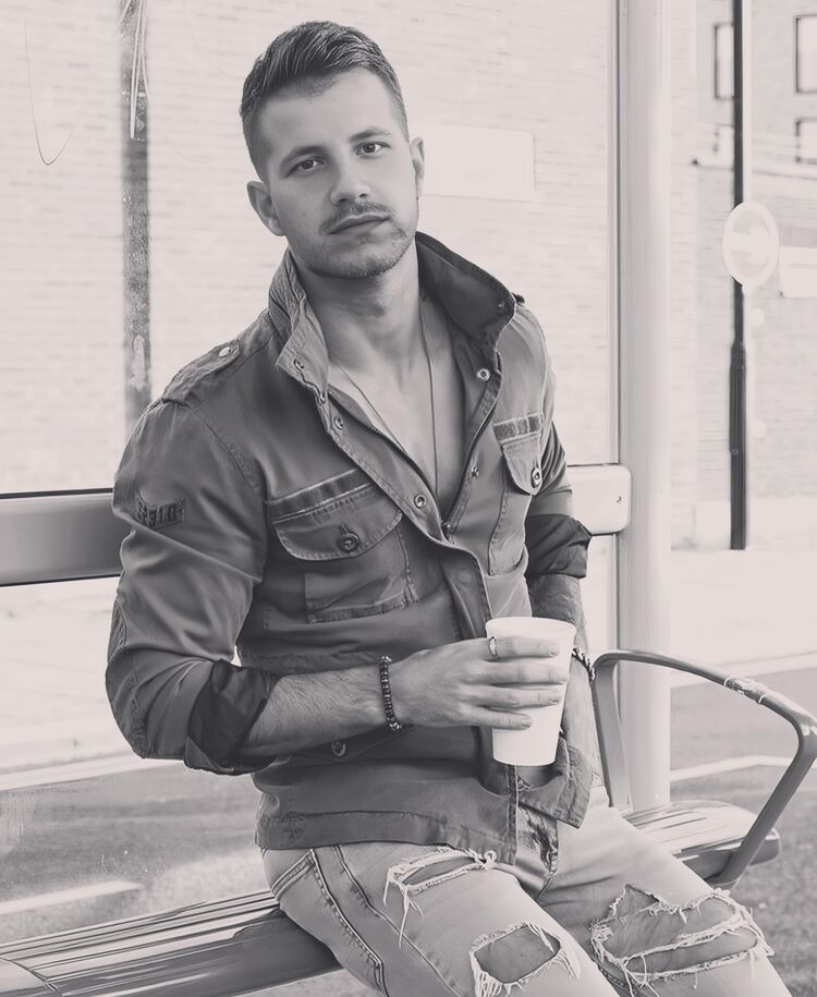  ,   Sergey, 25 ,   c , 