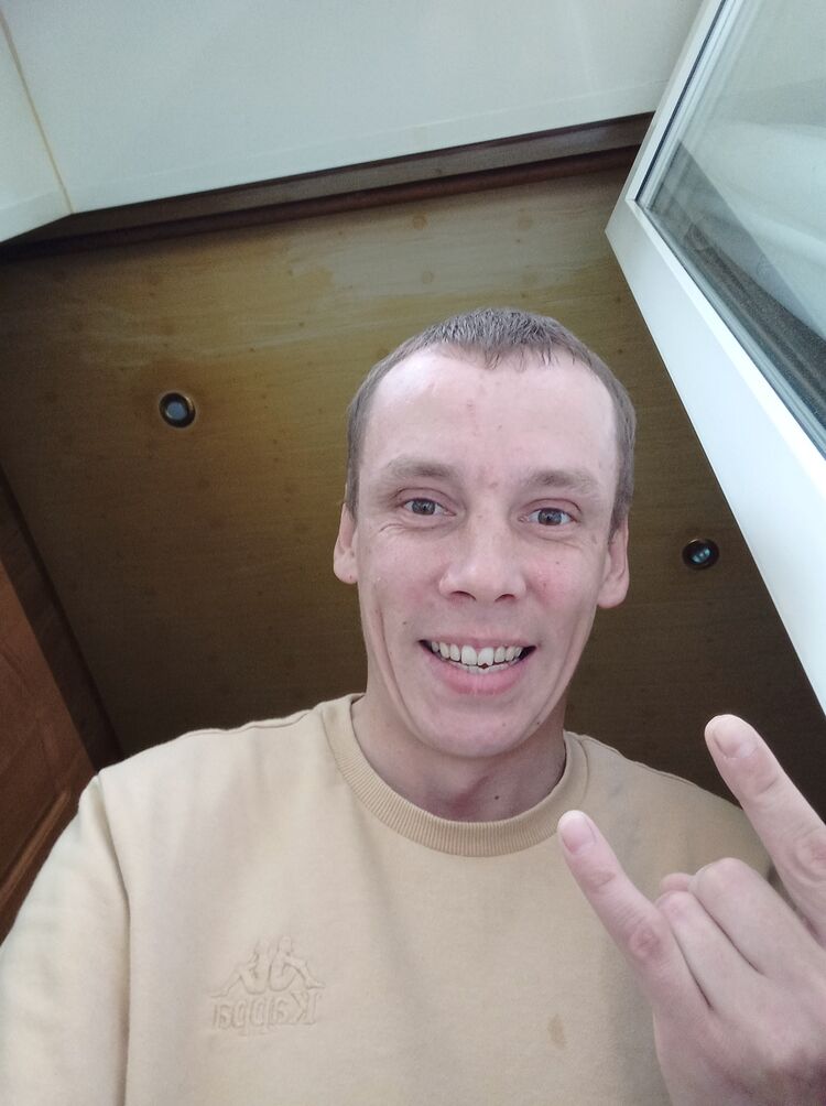  41756501  , 32 ,    