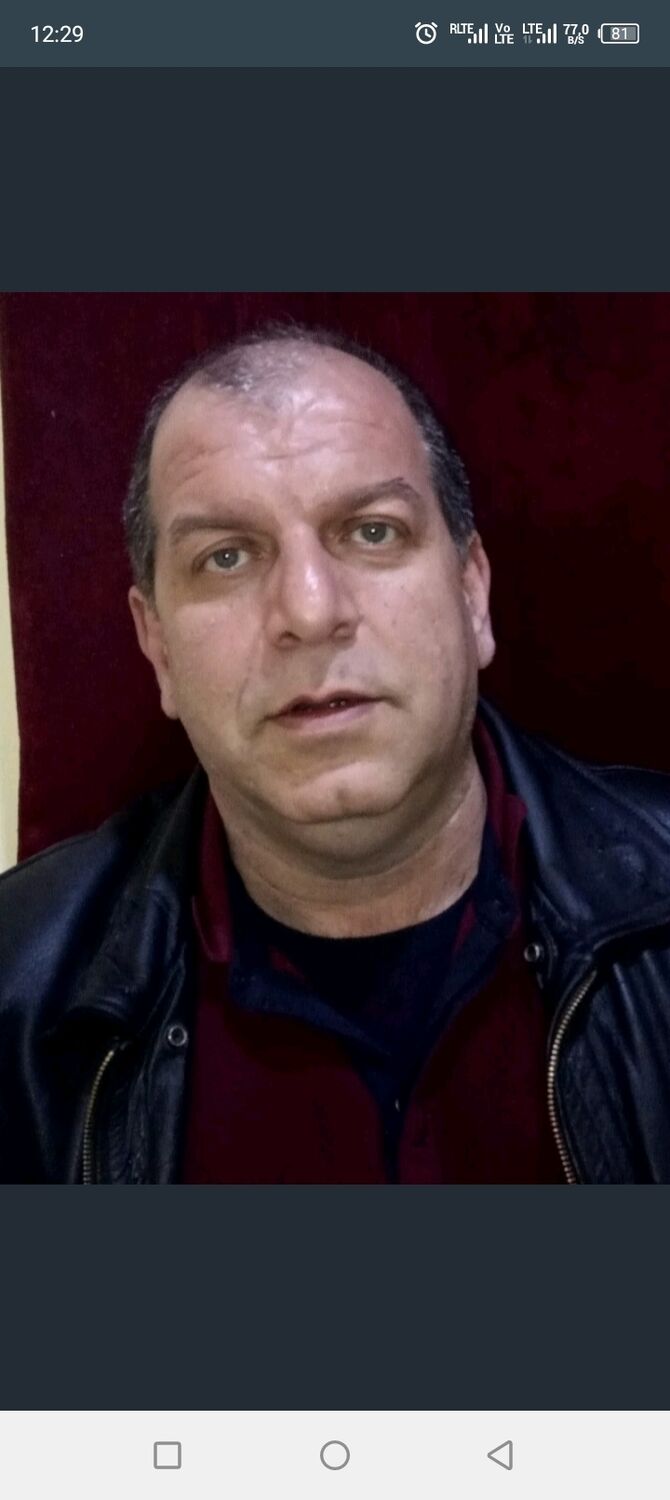  41266611  NORAYR, 48 ,    