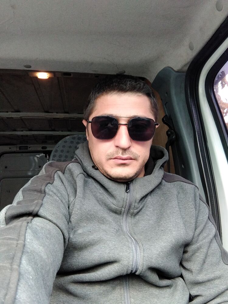  30997571  Hovo, 35 ,     