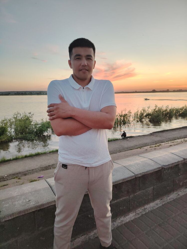  51628871  , 32 ,    -