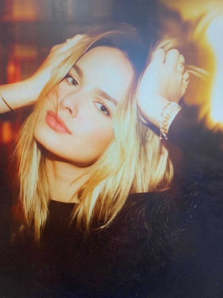  53174881  , 28 ,    --